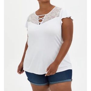 🆕White Super Soft Lace Up Top 2X 18 20 NWT Torrid